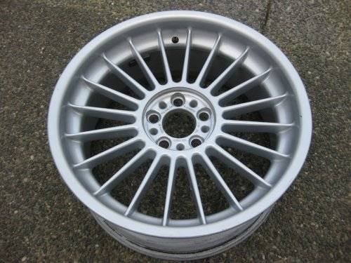 1 Single Genuine 20X9 inch ALPINA Softline rim great condition, Import Kanada — Foto 1