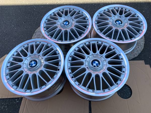 sada 2PC BBS 18X8.5 ET50 Genuine BMW style 101M rims exc cond, Import Kanada — Foto 1