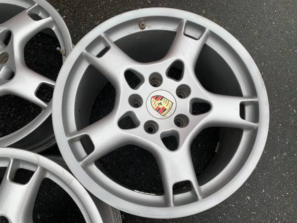 1 X Single Genuine OE zadní Porsche 19X11 Lobster claw rim, Import Kanada — Foto 1