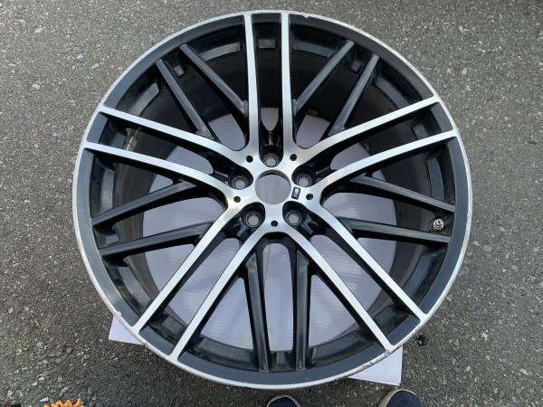 1 X single zadní 21X10 BMW Forged Style 650M rim good použitý cond, Import Kanada — Foto 1