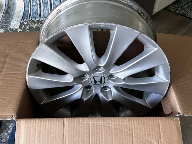 OE 18” Honda Accord Wheels (2008-2012) 5x114.3 sada 4, Import Kanada — Foto 1