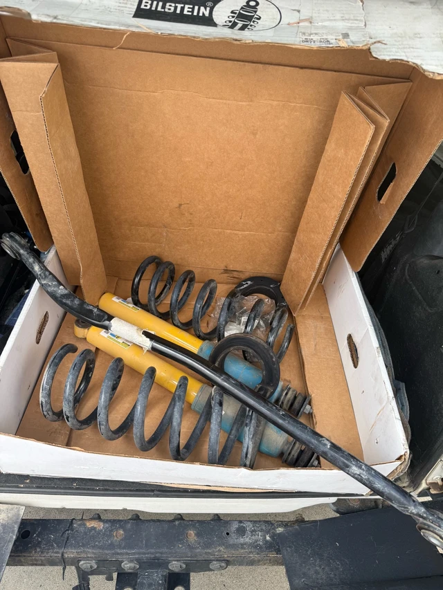 Ram 2500 OE přední Suspension, Import Kanada — Foto 1
