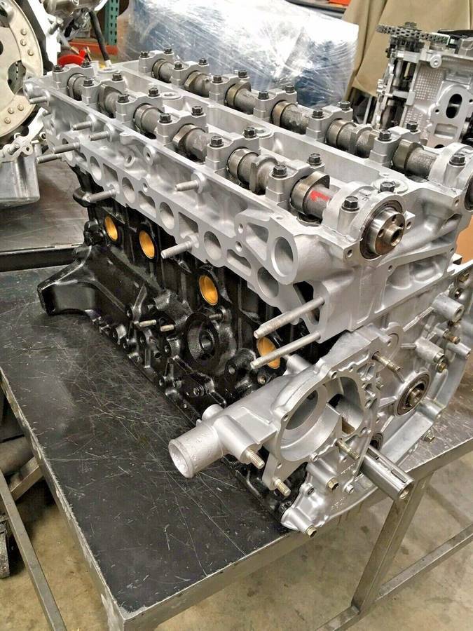 Toyota Supra 7M-GTE and 7M Complete remanufactured OE engine, Import USA — Foto 1
