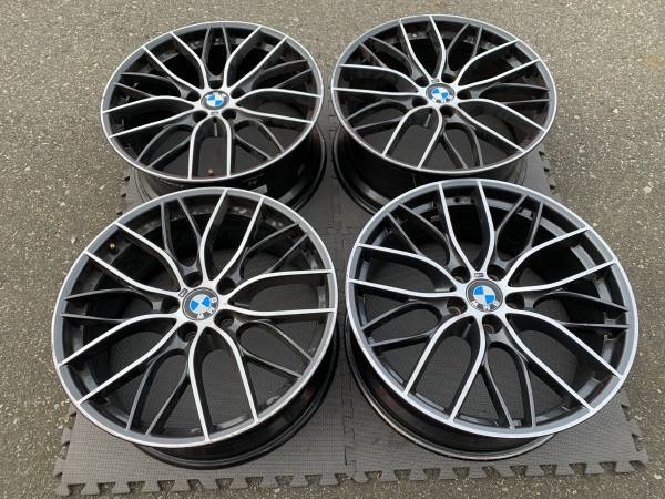 sada 20X8/8.5 BMW Forged Style 405M rims in good použitý cond, Import Kanada — Foto 1
