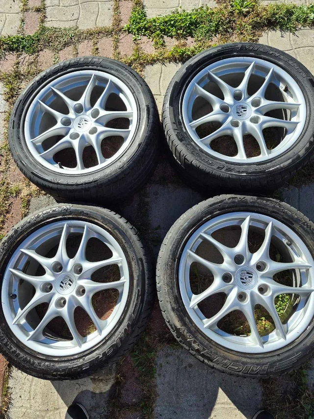 Porsche Mag et pneus, Import Kanada — Foto 1