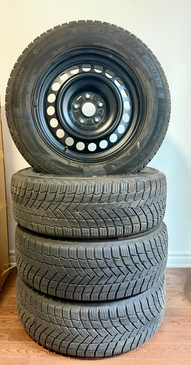 Michelin X-Ice Snow SUV 225/65R17 – sada, Import Kanada — Foto 1 | AMECAR Michelin X-Ice Snow SUV 225/65R17 – sada, Import Kanada — Foto 1