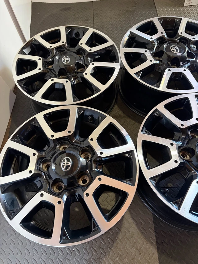 4 mags 18" pouces OE Toyota Tundra, Import Kanada — Foto 1 | AMECAR 4 mags 18" pouces OE Toyota Tundra, Import Kanada — Foto 1
