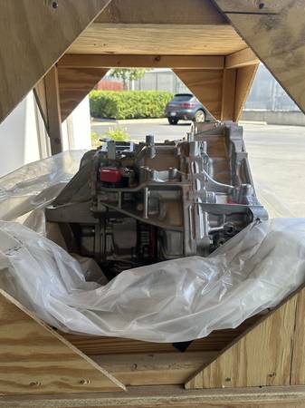 BNIB Toyota 2GR-FE AWD převodovka U660F (30500-0E080), Import USA — Foto 5 z 10