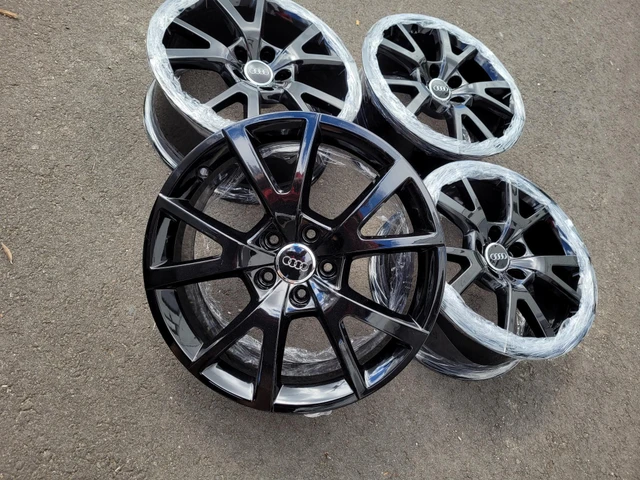 18" Audi OE Wheels - 5x112 - Gloss Black, schwarz, Import Kanada — Foto 1