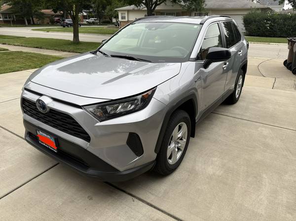 2020 Silver Rav4 Hybrid Le Suv Made In Japan 8yr 75k Warranty, silber, Import USA — Foto 1