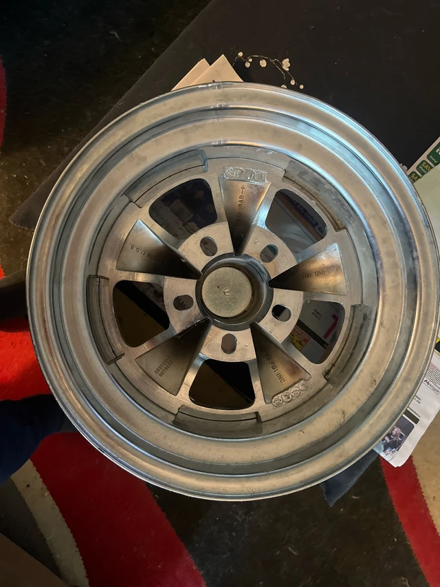 mag wheels, Import Kanada — Foto 4 z 4
