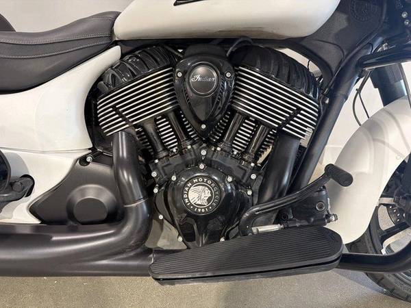 2019 Indian, Import Kanada — Foto 2 z 12