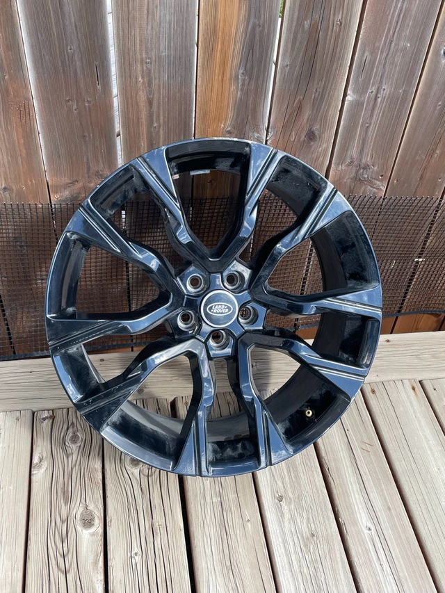 OE 20" Land Rover Gloss Black Rims, schwarz, Import Kanada — Foto 1