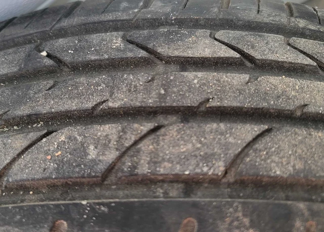 Toyota 245/55R19 Tires and Rims, Import Kanada — Foto 4 z 4