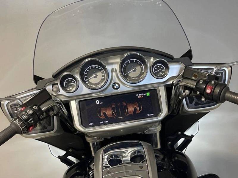 2022 BMW, Import Kanada — Foto 11 z 12