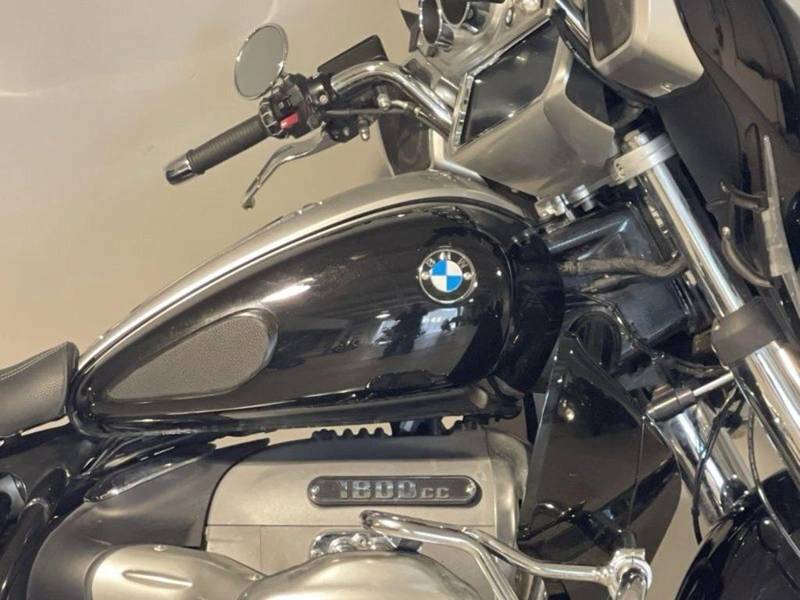 2022 BMW, Import Kanada — Foto 2 z 12