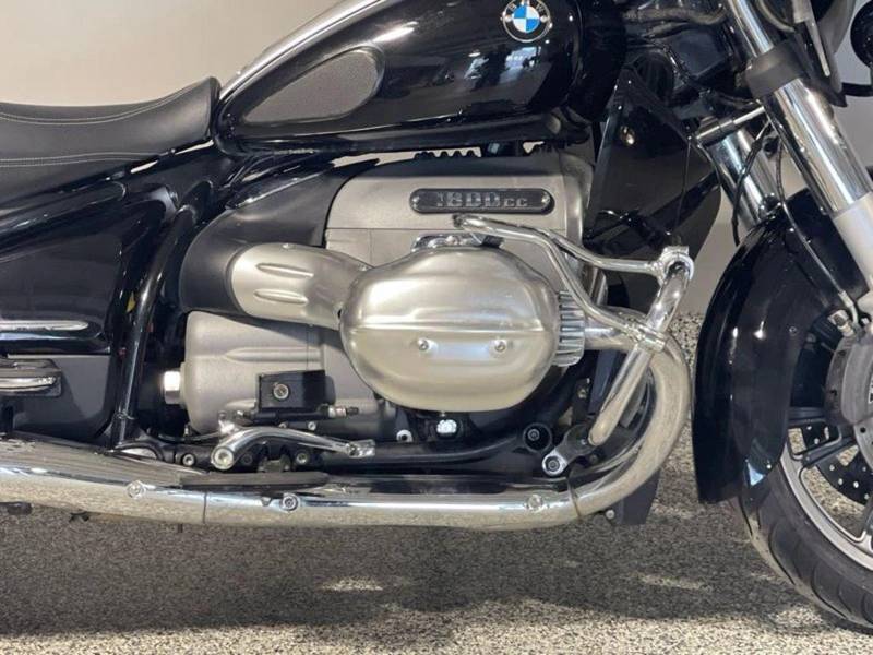 2022 BMW, Import Kanada — Foto 5 z 12