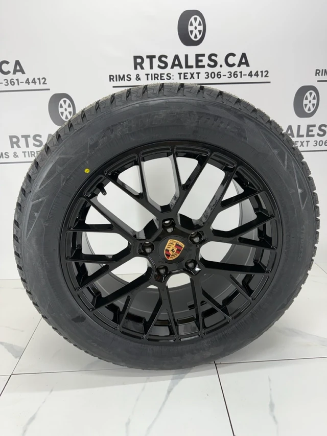 255/55/20 Bridgestone Winter tires 20" 5x130 Porsche Cayenne, Import Kanada — Foto 1