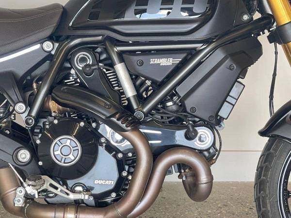 2022 Ducati, Import Kanada — Foto 5 z 12