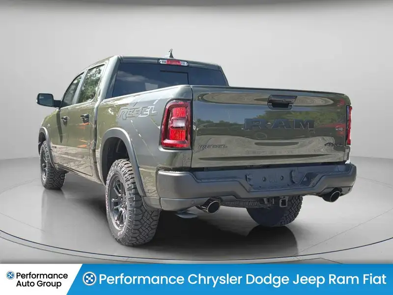 2027 RAM 1500 Rebel, Tank, 1 km, Import Kanada — Foto 7 z 12
