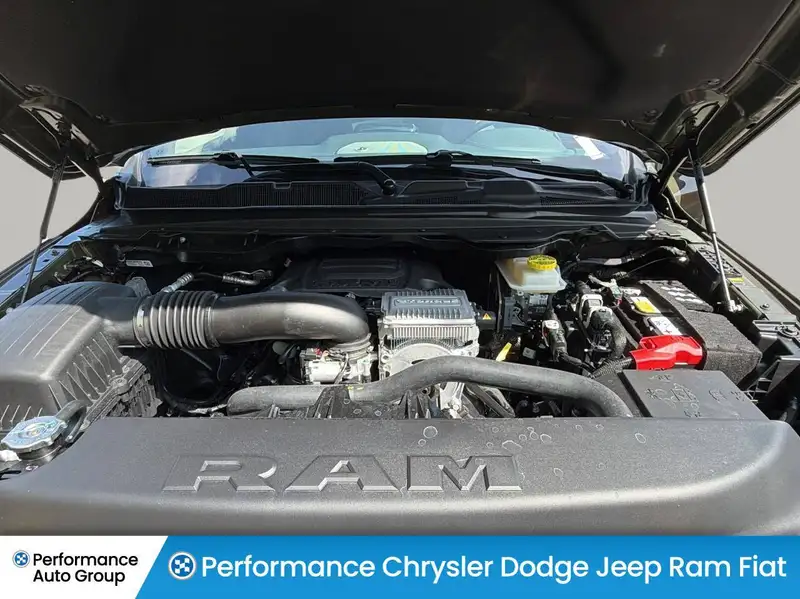 2027 RAM 1500 Rebel, Tank, 1 km, Import Kanada — Foto 9 z 12
