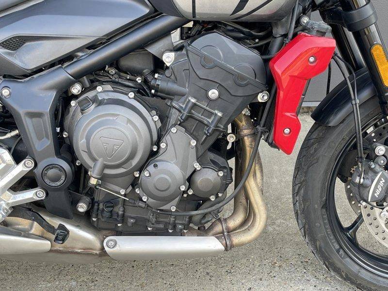 2024 Triumph, Import Kanada — Foto 5 z 12
