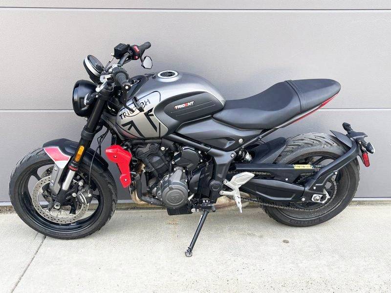 2024 Triumph, Import Kanada — Foto 6 z 12