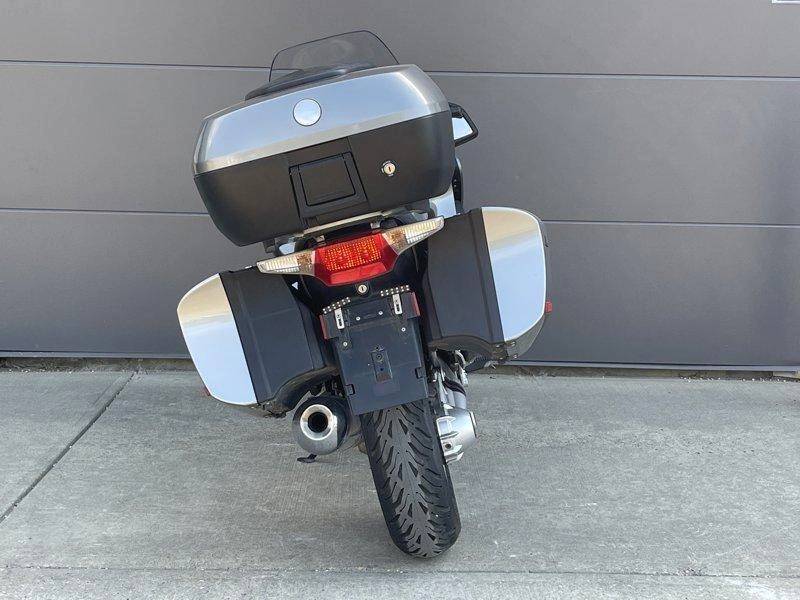 2005 BMW, Import Kanada — Foto 7 z 12