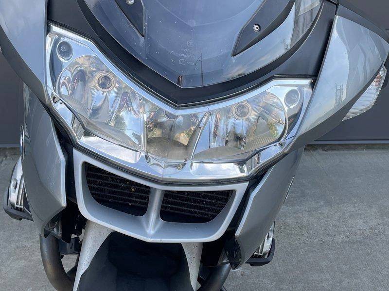 2005 BMW, Import Kanada — Foto 9 z 12