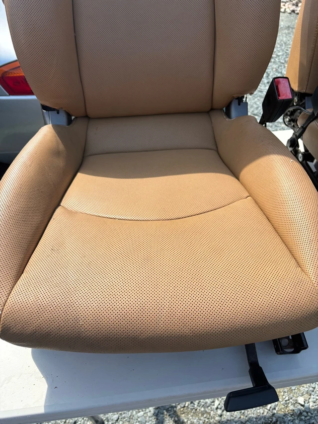Porsche Seats, Import Kanada — Foto 5 z 5