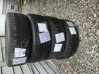 4 Winter tires mounted on steel wheels, Import Kanada — Foto 1
