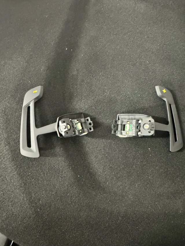 OE Porsche Magnetic Paddle Shifters - PDK, Import Kanada — Foto 1