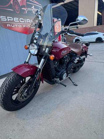2016 Indian, Import USA — Foto 2 z 7