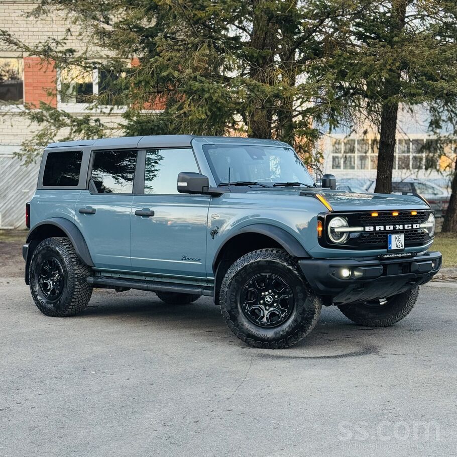 2023 Ford Bronco, 43.000 km, Lettland — Foto 1