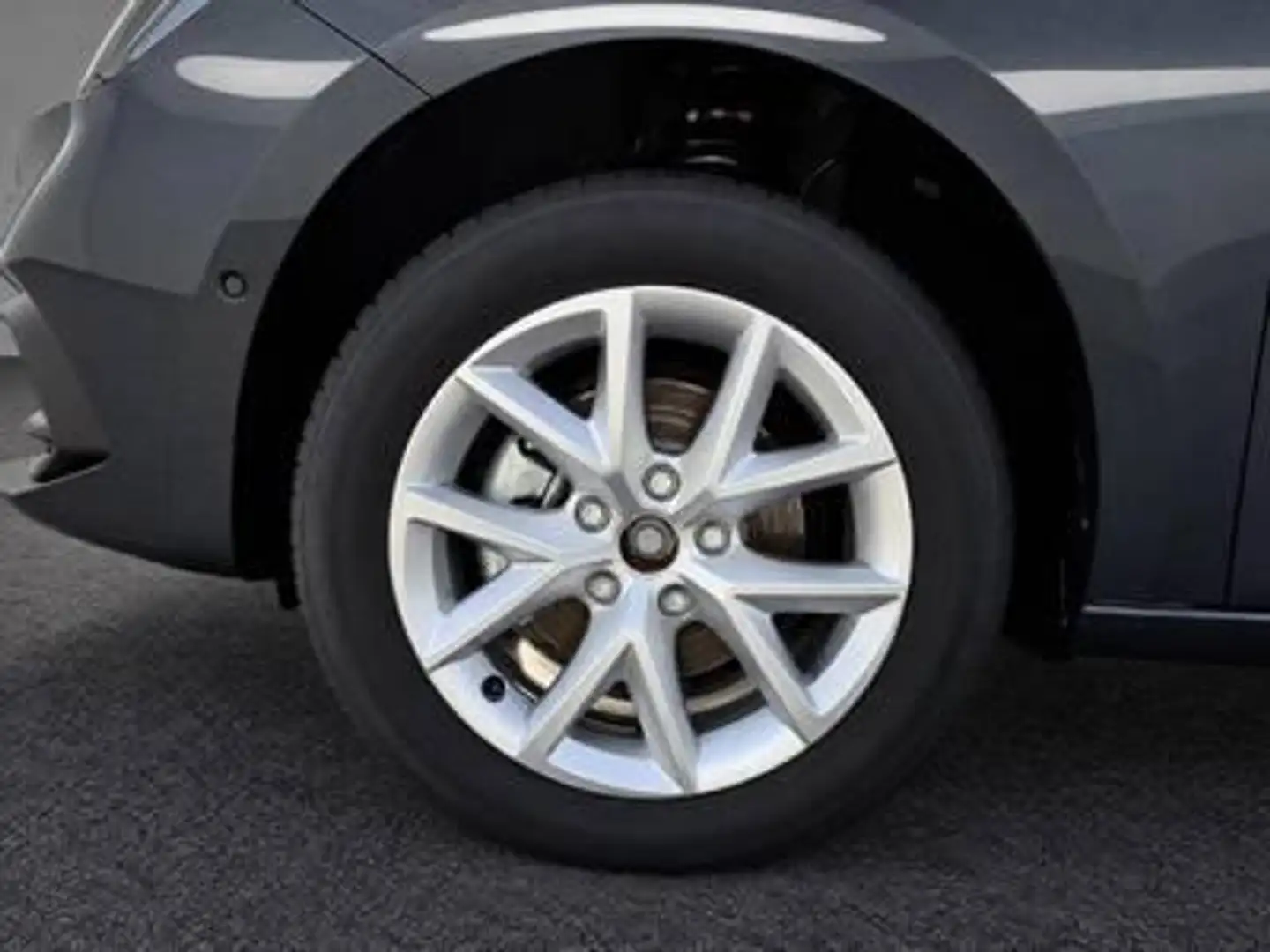 2026 Seat Leon, 1 km, Niederlande — Foto 8 z 12