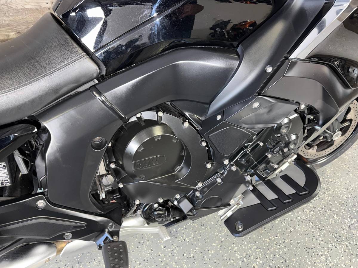 2022 BMW, Import USA — Foto 8 z 12