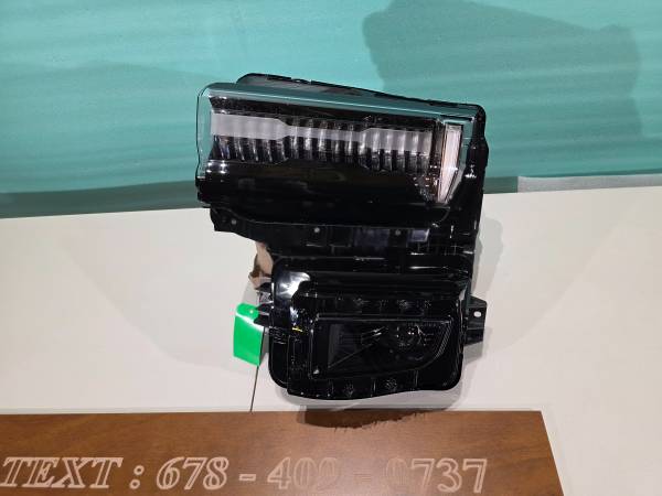 použitý 2022-2023-2024-2025 GMC Hummer EV Full LED System levý Side Headl, Import USA — Foto 1 | AMECAR použitý 2022-2023-2024-2025 GMC Hummer EV Full LED System levý Side Headl, Import USA — Foto 1