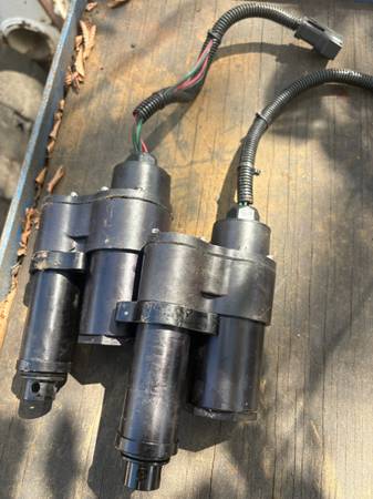 pár OE Bobcat ACS Hydraulic Control Valve Actuators, Import USA — Foto 6 z 6