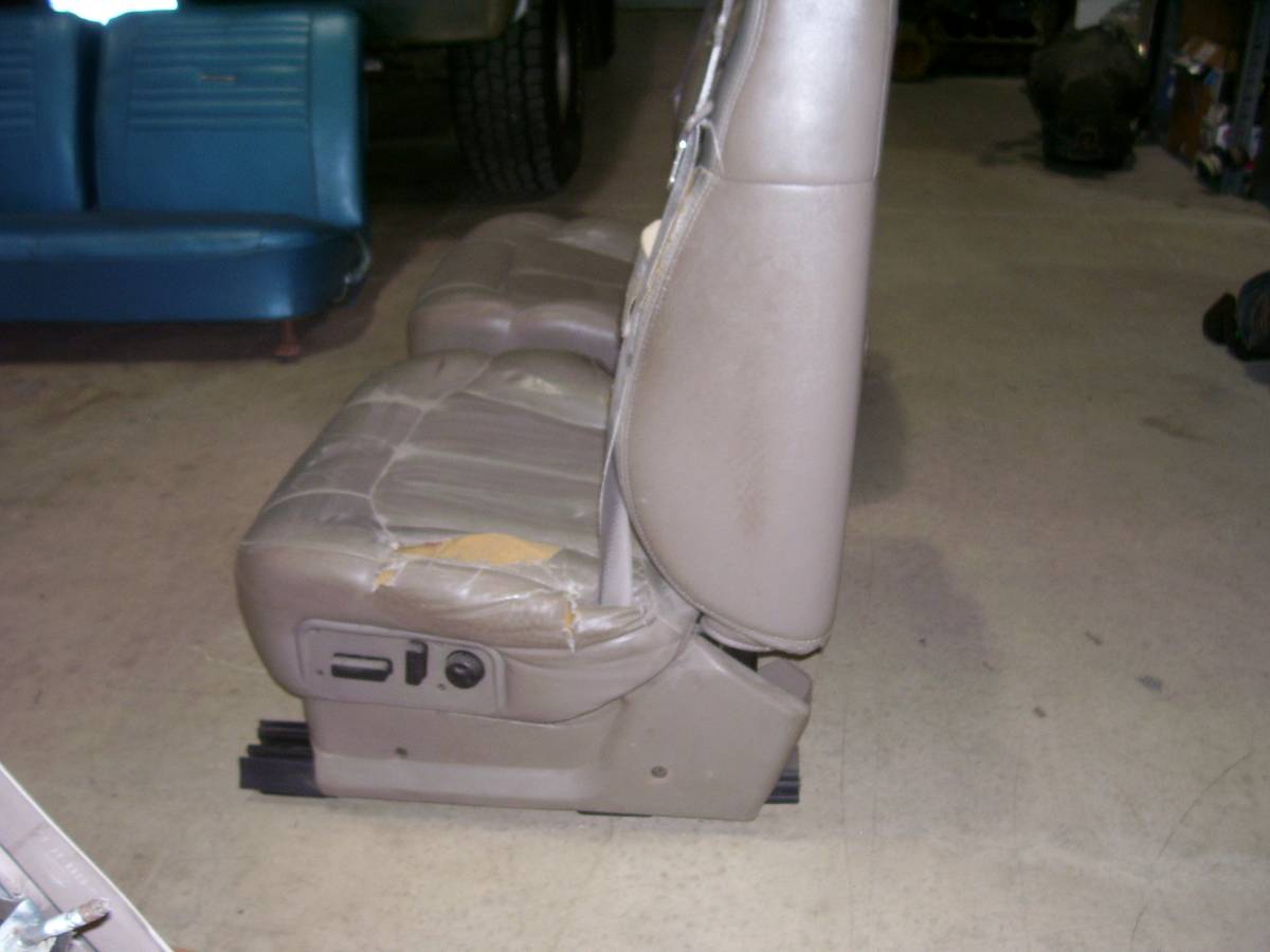 2003 Silverado Seats OE, Import USA — Foto 3 z 12