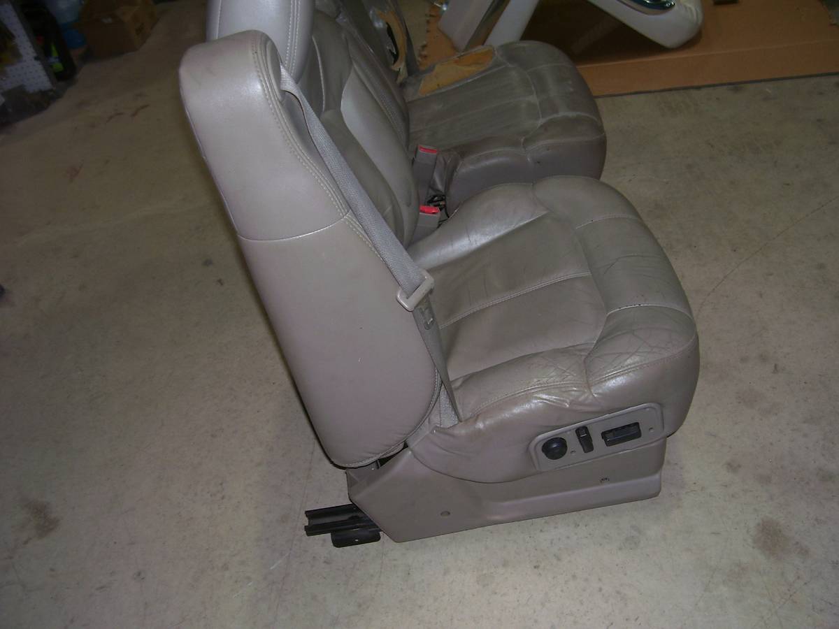 2003 Silverado Seats OE, Import USA — Foto 7 z 12