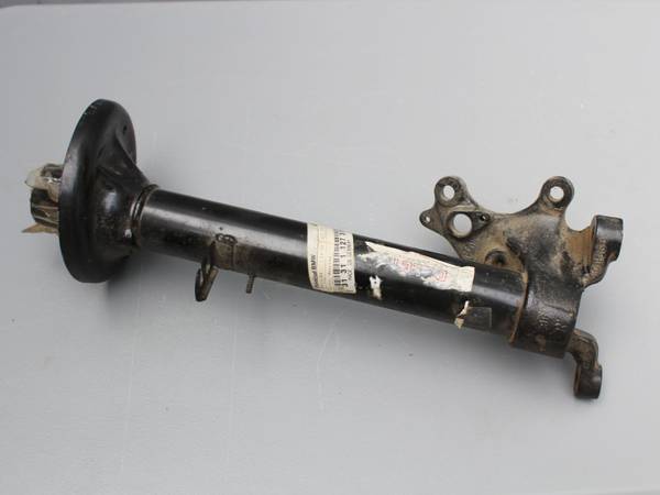 ‘84-92 BMW pravý přední Spring Strut, Import USA — Foto 1