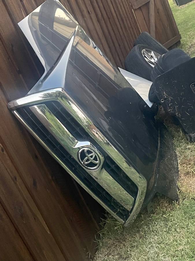 08 Toyota 4runner přední End, Import USA — Foto 1