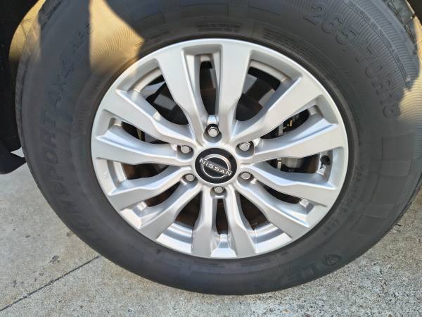 Nissan Armada OE 18” Wheels + Tires + TPMS – 265/70R18 – 5K Miles, Import USA — Foto 4 z 11