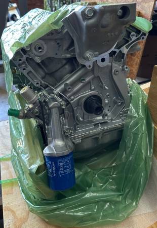 Brand nový OE Honda/Acura J32A3 Short Block (0 Miles), Import USA — Foto 1