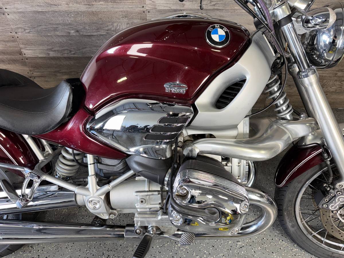 1998 BMW, Import USA — Foto 9 z 12