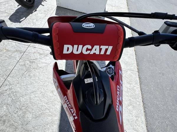 2026 Ducati, Import USA — Foto 8 z 12