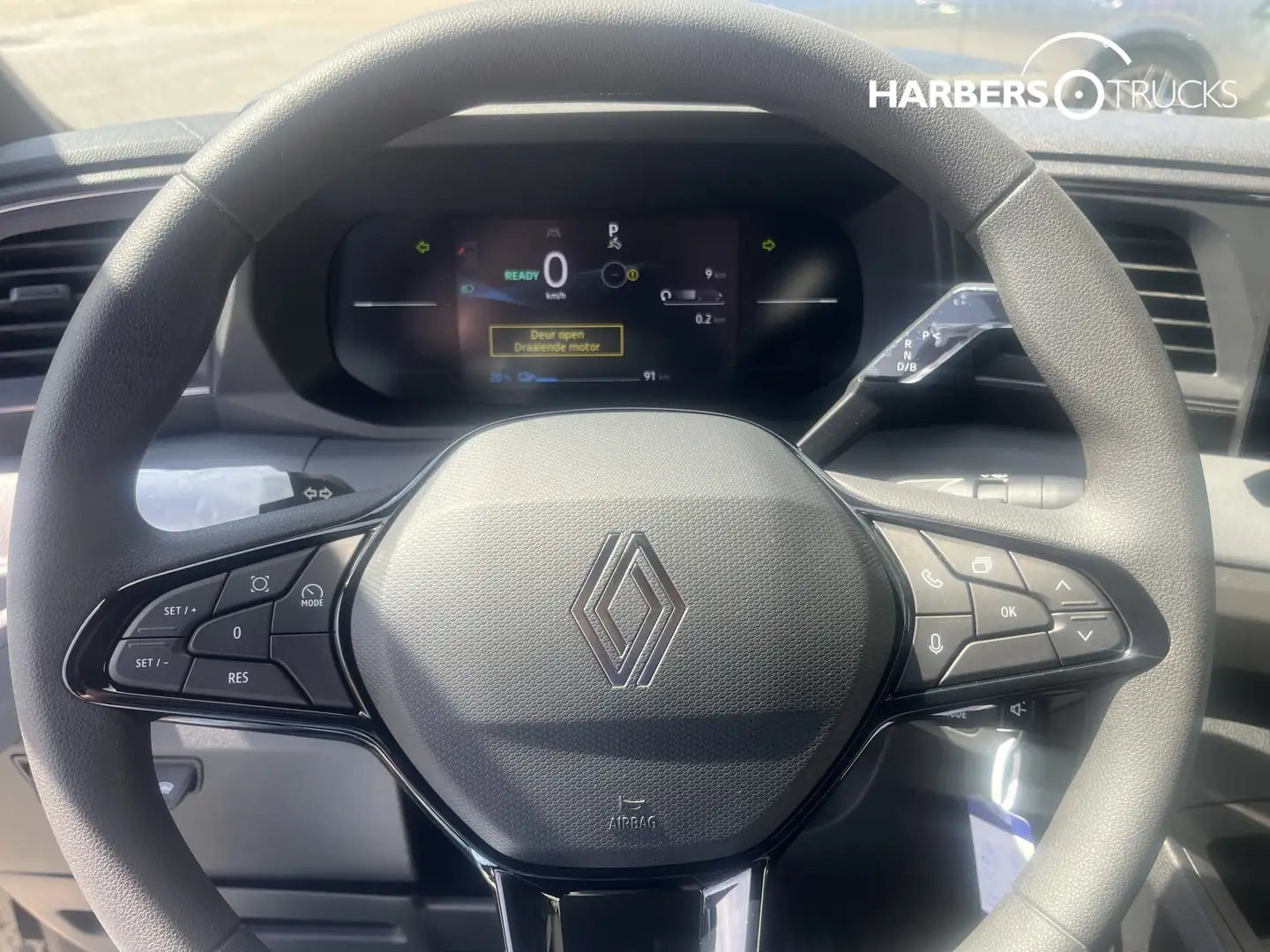 2026 Renault Master, rot, 1 km, Niederlande — Foto 7 z 12