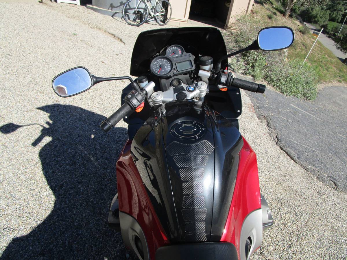 2005 BMW, Import USA — Foto 8 z 11