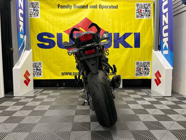 2026 Suzuki, Import USA — Foto 10 z 12