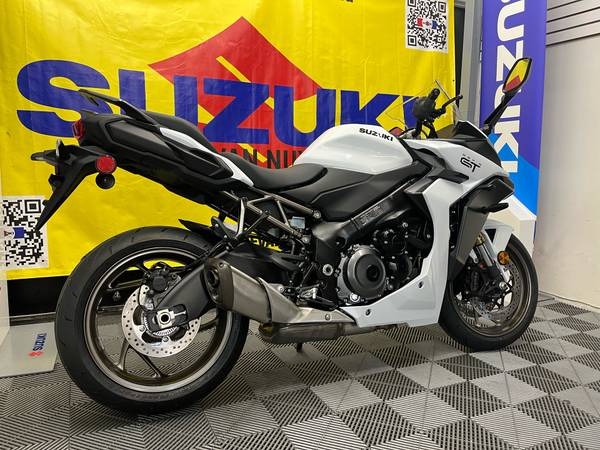 2026 Suzuki, Import USA — Foto 2 z 12